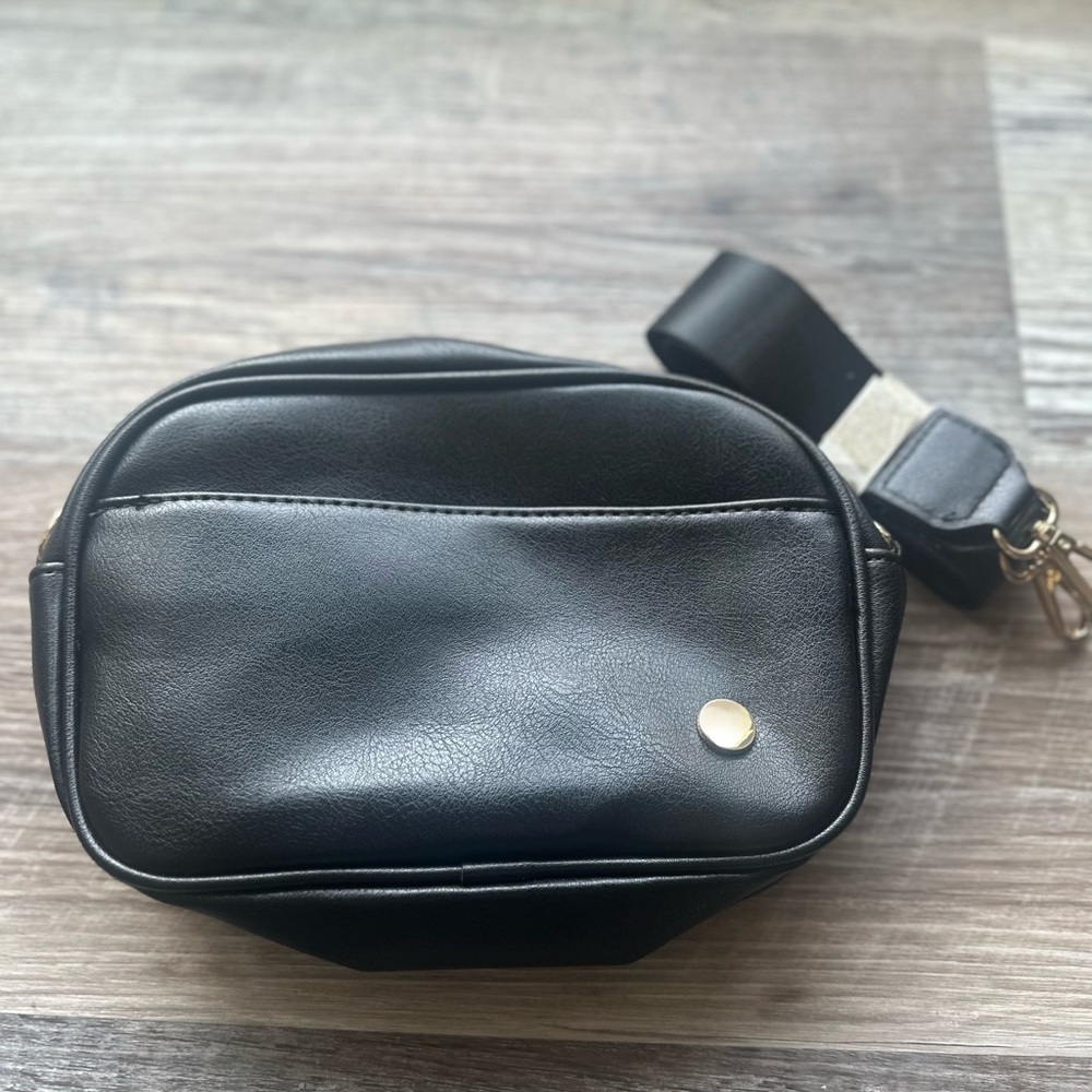 Black crossbody